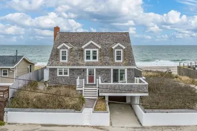 20 Ocean Front St 1