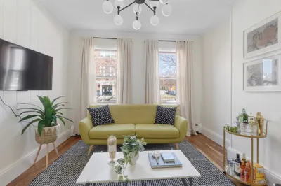 56.5 Spring St #56