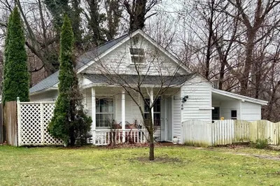 59 Burghardt St 1