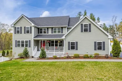 326 Groton Road 1