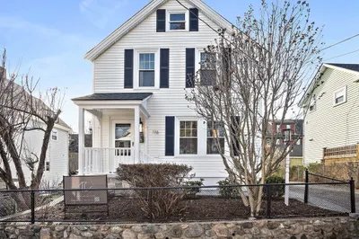 116 Pearl St