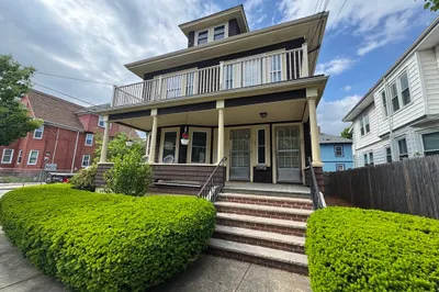 26 Emerald St