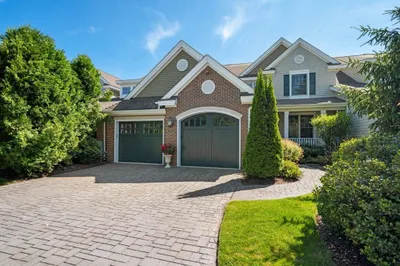 204 Hayfield Lane #204 1