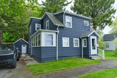12 Bailey St 1