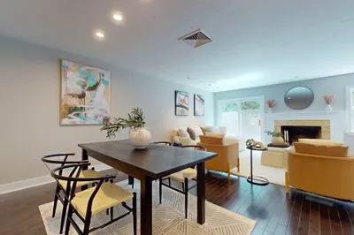 2267 Commonwealth Ave #2267