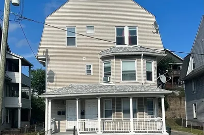 371-373 E Columbus Ave