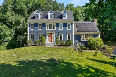 126 Indian Hill St 1