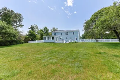 88 Amelia Way