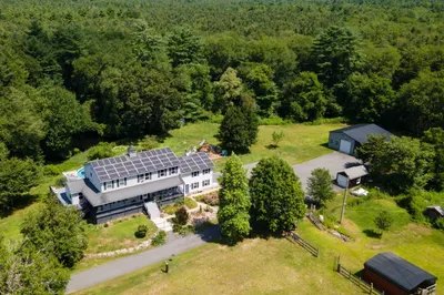 511 Old Fall River Rd 1