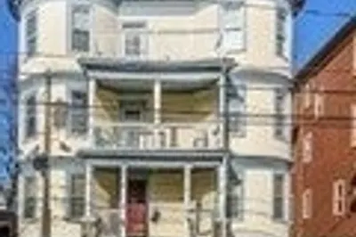 19 Nightingale St 1