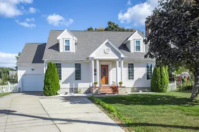 11 Gilbert Ave 1
