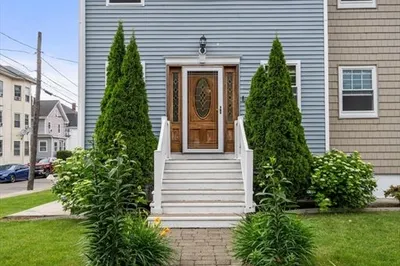 104 Crescent St 1