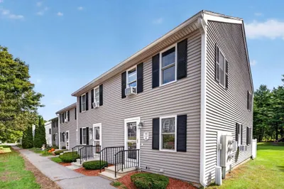 53 Olde Colonial Dr #6 1