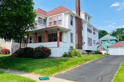 414 Lovell St #2