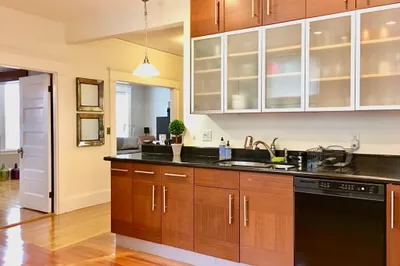 6 Thayer St #2