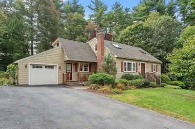 20 Woodside Dr 1