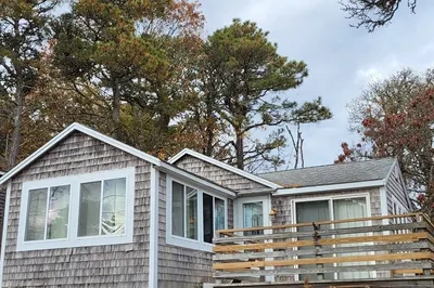 22 Pine Knoll Ave