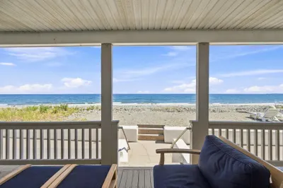 331 Beach Ave 1