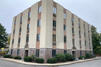 1071 Worcester Rd #3A 1