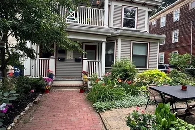27 Dudley St #1 1