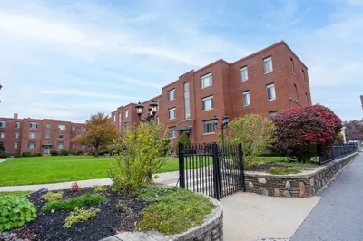 20 Ashland Street #1-R