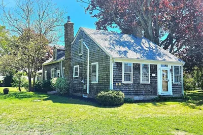 4 Randall Rd
