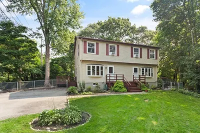 101 Gloucester Avenue #2 1