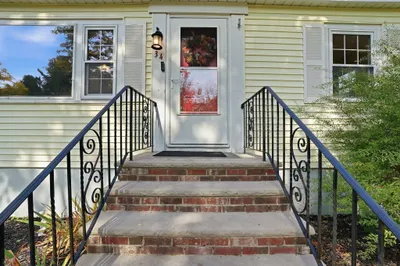 34 Andover St 1