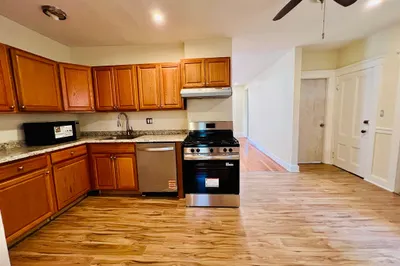 25 Coburn St #2