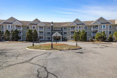 490 Main Street #205 1