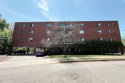 209 Riverview Ave #29 1