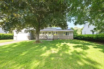 22 Crestview Drive 1
