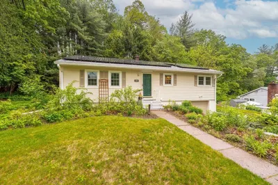 17 Laurel Ave 1
