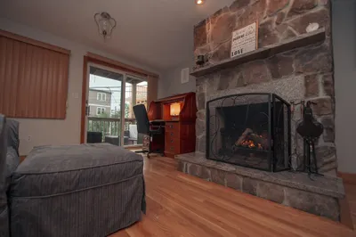 5 Emmet St #2 1
