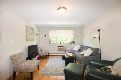 33 Cogswell Ave #8