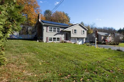 10 Stanford Rd
