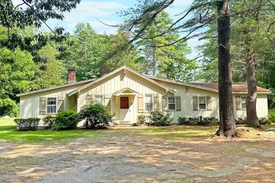 27 Camel's Hump Rd