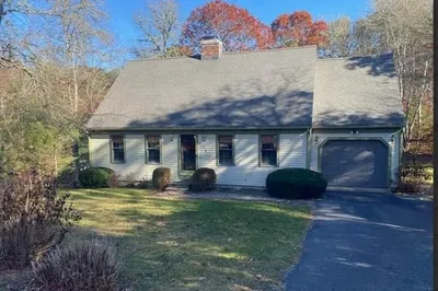 7 Sandy Way 1