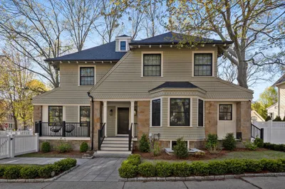 8 Stetson St 1