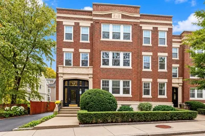 12 Gibbs St #2 1