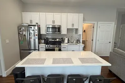 20 Mt Vernon St #2