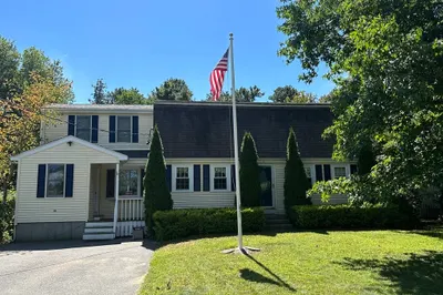 6 Adams St 1