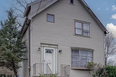 101 Florence St