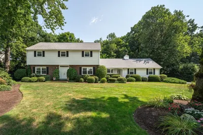 60 Longfellow Road 1