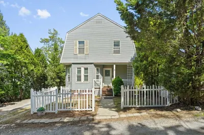 3 Wallace St 1