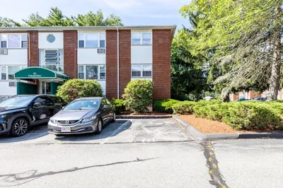 2 Colonial Dr #C2-5