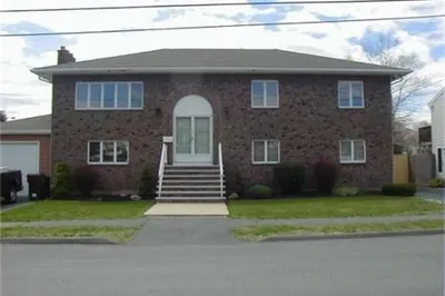 6 Glover Rd #1