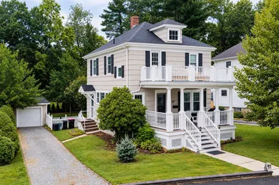 97 Burkeside Ave 1