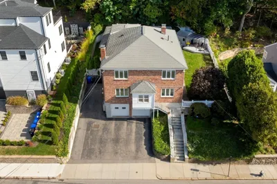 255 Tappan Street 1