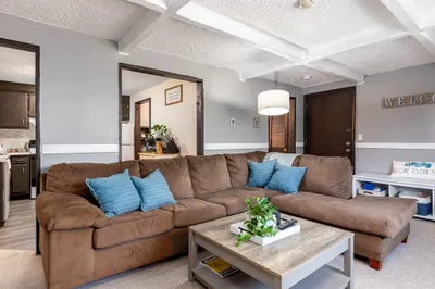 50 Spencer Rd #32L